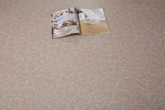 Strukturierter Muster PVC-Teppich, der UVbeschichtung für Oberflächenschutz ausbreitet
