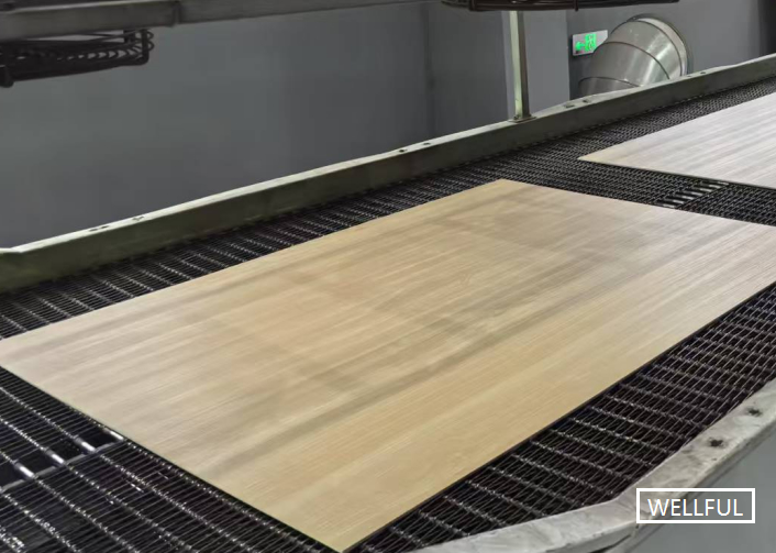 Holz aussehen SPC Plankenboden mit Wasserkühlung Behandlung und Konstruktion Verschleißschicht/Druckschicht/Basis-Schicht